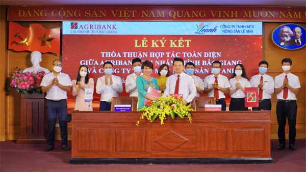 cong-ty-nong-san-le-anh-ky-ket-hop-tac-toan-dien-tri-gia-200-ty-voi-agribank-chi-nhanh-tinh-bac-giang